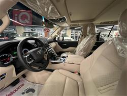 تۆیۆتا لاند کروزەر